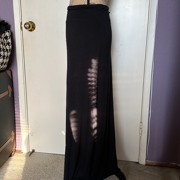 KENSIE | Black Convertible Dress/Maxi Skirt | Small - Picture 8 of 13